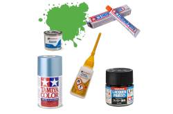 Colles, peintures, produits divers, papiers abrasifs, mastic, etc...