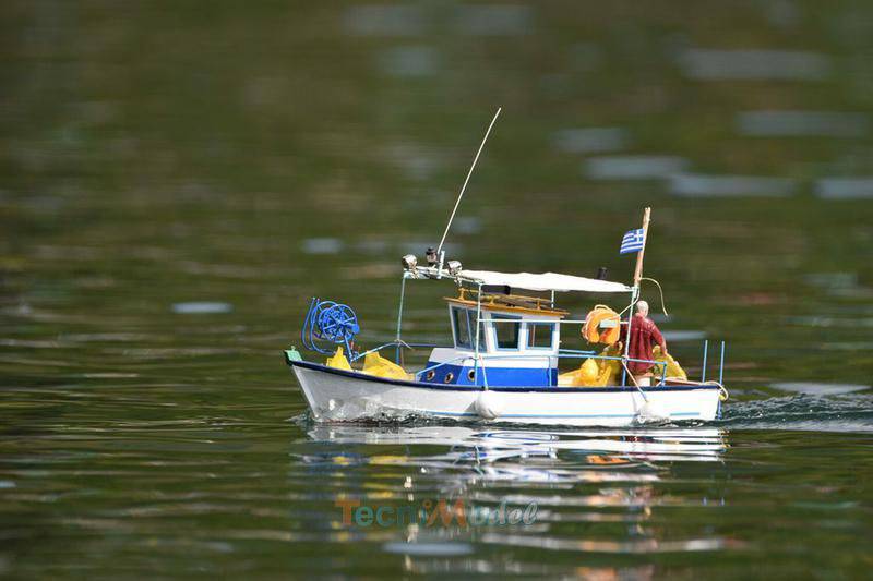 Fishing boat Kit Santorin 1 15 by Aero Naut 307400